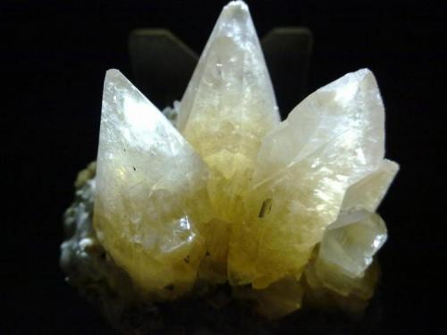 Calcita
La Unión, Murcia, España.
Cristal 3 y 2 cm. (Autor: Carlos Viñolo)