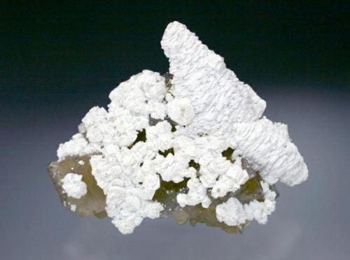 Benstonite
Minerva #1 Mine, Cave-in-Rock, Hardin County, Illinois
9x7x3 cm overall size (Author: Jesse Fisher)