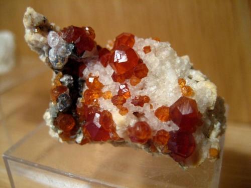 Spessartine
Wushan Spessartine Mine, Tongbei, Fujian Province, China
35 x 25 x 25 mm, largest garnets measure 5 mm (Author: Tobi)