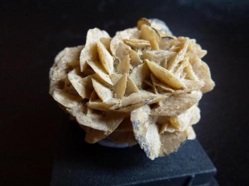 Calcita<br />Cogeces de Íscar, Comarca Tierra de Pinares, Valladolid, Castile and León, Spain<br />4 x 4 cm.<br /> (Autor: javier ruiz martin)