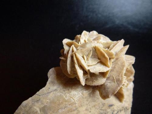 Calcita<br />Cogeces de Íscar, Comarca Tierra de Pinares, Valladolid, Castile and León, Spain<br />6 x 6 cm.<br /> (Autor: javier ruiz martin)