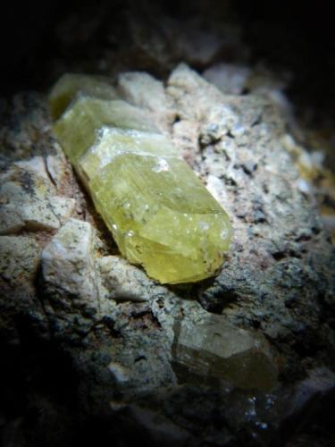 Fluorapatito verde
Tizi-n-Inazane, Imilchil, Er Rachidia, Meknes -Tafilalt, Marruecos
Tamaño de la muestra : 8 x 8 cm. 
Tamaño del cristal de 2,9 cm (Autor: Toni Iborra)
