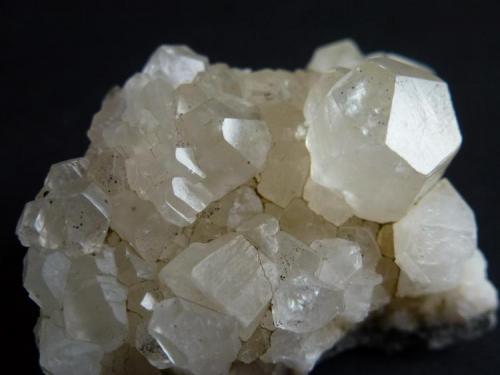 Calcita<br />Nuria Mine (Caosil Quarry), Grupo Minero Santa Engracia, Collado del Hoyo-El Hoyo-Majada Fría, Poveda de la Sierra, Comarca Señorío de Molina-Alto Tajo, Guadalajara, Castilla-La Mancha, Spain<br />3 x 3 cm.<br /> (Autor: javier ruiz martin)
