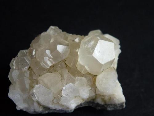Calcita<br />Nuria Mine (Caosil Quarry), Grupo Minero Santa Engracia, Collado del Hoyo-El Hoyo-Majada Fría, Poveda de la Sierra, Comarca Señorío de Molina-Alto Tajo, Guadalajara, Castilla-La Mancha, Spain<br />3 x 3 cm.<br /> (Autor: javier ruiz martin)