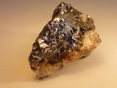 Galena y Cuarzo<br />Torrenueva, Comarca Campo de Montiel, Ciudad Real, Castilla-La Mancha, Spain<br />3 x 3 cm.<br /> (Autor: javier ruiz martin)