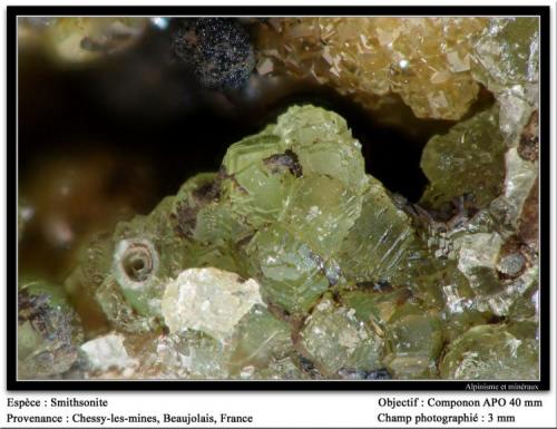 Smithsonite
Chessy-les-mines, Beaujolais, France
fov 3 mm (Author: ploum)