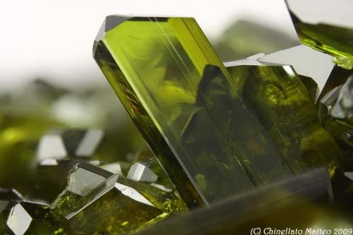 Epidote
Viù Valley, Lanzo Valley, Sesia-Lanzo zone, Torino Province, Piedmont, Italy
4.77 mm Epidote crystal (Author: Matteo_Chinellato)