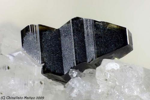 Anatase
Vizze Valley (Pfitsch Valley), Bolzano Province (South Tyrol), Trentino-Alto Adige, Italy
1.28 mm Anatase crystal from Wasserfallkopfe, Vizze Valley (Author: Matteo_Chinellato)