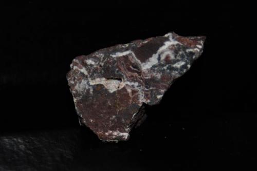 Coronadita
Monte Broken, Nueva Gales del Sur, Australia.
Medidas pieza: 2,2x1x1 cm (Autor: Sergio Pequeño)