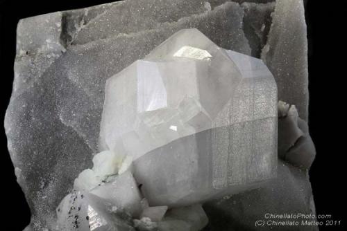 Calcite
Artana quarry, Carrara, Apuan Alps, Massa-Carrara Province, Tuscany, Italy
38.25 mm Calcite crystal on marble (Author: Matteo_Chinellato)
