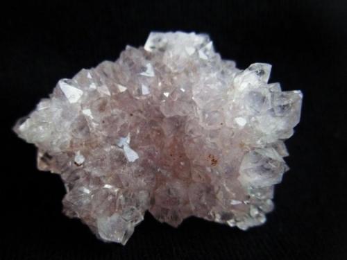 Amethyst quartz.
Piedra parada, Las vigas, Veracruz, México.
3.6cm x 3cm x 1.1cm.
This is a pinky amethyst quartz. (Author: Luis Domínguez)