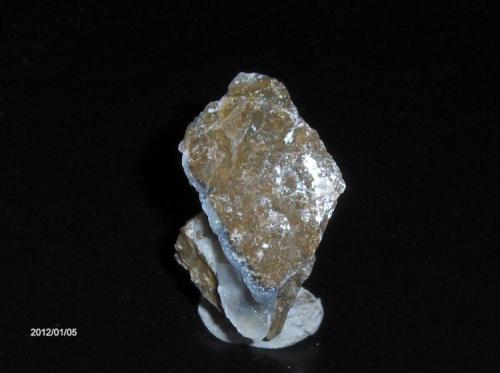 Siderita
Los Azules, Concepciòn del Oro, Zacatecas, Mèxico
3.5x3.5x2.5 cm (Autor: Marco A. Ramìrez Lara)