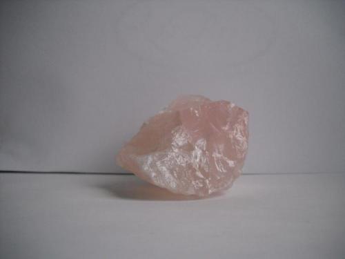 Cuarzo Rosa
San Agustín del Valle Fertil, San Juan, Argentina.
Lado 2. (Autor: ezequintapin)