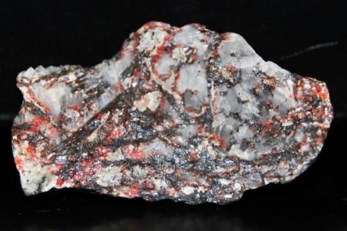 Sarabauita
Bau, Kuching, Sarawak, Borneo Island, Malasia.
Medidas pieza: 3,8x2,2x0,8 cm (Autor: Sergio Pequeño)