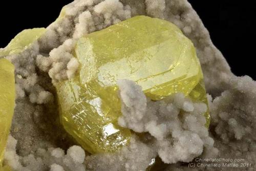 Sulphur
Cianciana, Agrigento Province, Sicily, Italy
16.08 mm Sulphur crystal. (Author: Matteo_Chinellato)