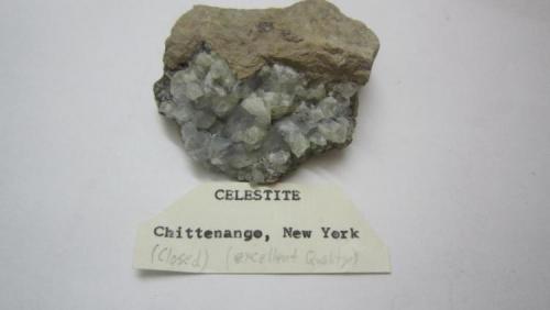 Celestite
chittenango, new York
3 cm (Author: h.abbasi)
