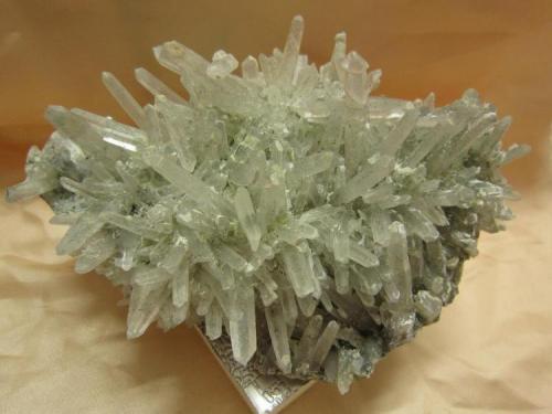 Quartz
Ghohroud, Qamsar, Kashan County, Esfahan Province (Isfahan Province; Aspadana Province), Iran
21 cm (Author: h.abbasi)