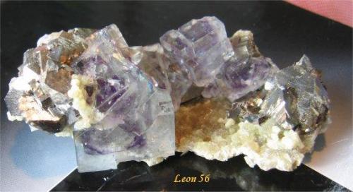 Pyrite and Fluorite
Yaogangxian mine - Yaogangxian W-Sn ore field - Yizhang Co. - Chenzhou pref. - Hunan prov. - China
70mm x 32 mm x 26 mm
 (Author: Leon56)