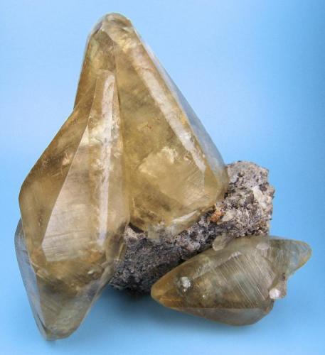 Calcite
Joplin Field, Tri-State District, Jasper Co., Missouri, USA
Overall size: 101 mm x 66 mm x 93 mm.
Until year 2007 it belonged to the James & Dawn Minette collection, Boron, California, with label #WW109.

Photo copyright © Carles Millan. Reproduction allowed as long as the author’s name is cited. Creative Commons Attribution License - Some Rights Reserved. (Author: Jordi Fabre)