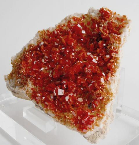 Vanadinite on Baryte
ACF mine area, Mibladen, Midelt, Khenifra Province, Meknes-Tafilalet Region, Morocco.
12 x 11 x 4 cm; 730 gram (Author: Louis Friend)