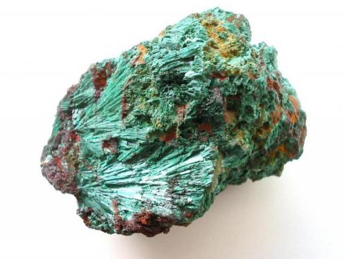 Malachite
Arme Hilfe mine, Ullersreuth, Vogtland, Thuringia, Germany.
75 x 55 x 50 mm
Massive sprays up to 4,5 cm. (Author: Andreas Gerstenberg)
