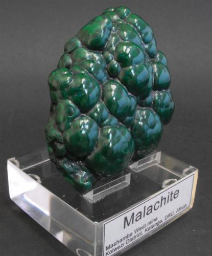 Malachite
Mashamba West mine, Kolwezi District, Katanga Copper Crescent, Katanga, Democratic Republic of Congo, Africa.
9 x 8 x 3 cm; 290 gram (Author: Louis Friend)