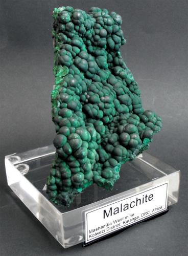 Malachite
Mashamba West mine, Kolwezi District, Katanga Copper Crescent, Katanga, Democratic Republic of Congo, Africa.
11 x 8 x 4 cm; 473 gram (Author: Louis Friend)