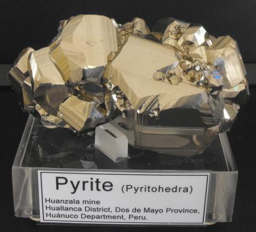 Pyrite
Huanzala mine, Huallanca District, Dos de Mayo Province, Huánuco Department, Peru.
12 x 7 x 4 cm; 480 gram (Author: Louis Friend)