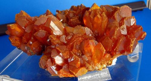 Orpiment
Quiruvilca mine, Quiruvilca District, Santiago de Chuco Province, La Libertad Department, Peru.
12 x 9 x 5 cm; 480 gram. (Author: Louis Friend)