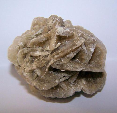 Yeso en Rosa.
Villalbilla, Madrid, España.
8,5 X 6 X 6,5 cm (Autor: Jose Antonio Rodriguez)