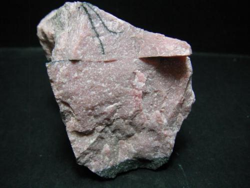 Piroxmangita<br />Mina Serrana, El Molar, Comarca Priorat, Tarragona, Catalonia / Catalunya, Spain<br />6 x 5 x 4 cm.<br /> (Autor: Carles Rubio)