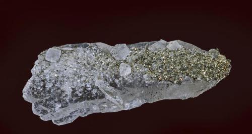 Quartz, Calcite, and Pyrite
Rist Mine, Hiddenite, Alexander Co., North Carolina, USA
4.9 x 2.2 cm. (Author: am mizunaka)