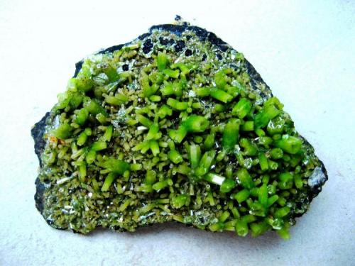 Pyromorphite
Daoping Mine, Guilin Prefecture, Guangxi Zhuang Autonomous Region, China
Specimen size 65 mm (Author: Tobi)