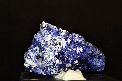 Azurita
Mina Milpillas, Cananea, Sonora, México
5 x 3 cm (Autor: sabasbd89)