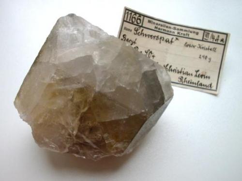 Baryte
Christian Levin coal mine, Essen, Northrhine-Westphalia, Germany.
7 x 5,5 cm (Author: Andreas Gerstenberg)