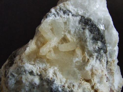 Calcite
Eller Beck, Askrigg, North Yorkshire, England, UK
Calcite to 12 mm (Author: nurbo)
