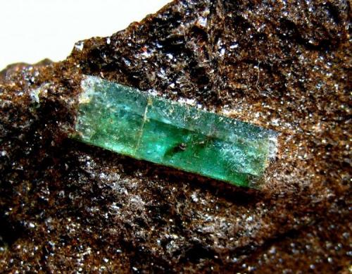 Emerald
Habach Valley, Salzburg, Austria
Crystal 1,3 cm (Author: Tobi)