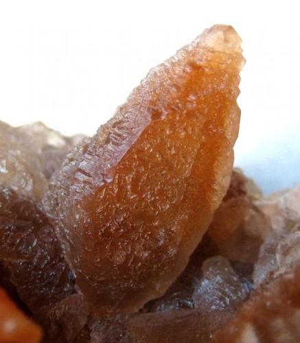 Calcite
Remigiusberg Quarries, Rammelsbach, Altenglan, Palatinate, Rhineland-Palatinate, Germany
Crystal lenght 2 cm (Author: Tobi)
