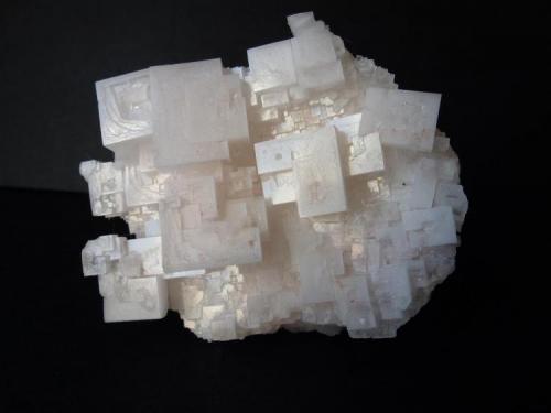 Halita<br />Imón saltworks, Imón, Sigüenza, Comarca Serranía de Guadalajara, Guadalajara, Castilla-La Mancha, Spain<br />6 x 5 cm.<br /> (Autor: javier ruiz martin)