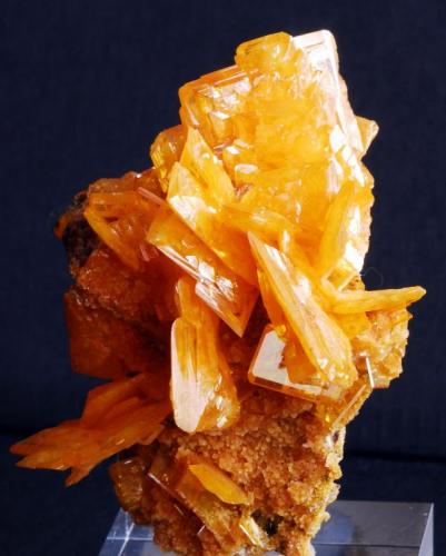 Wulfenite
San Francisco Mine, Sonora, México
7x4 cm (Author: Enrique Llorens)