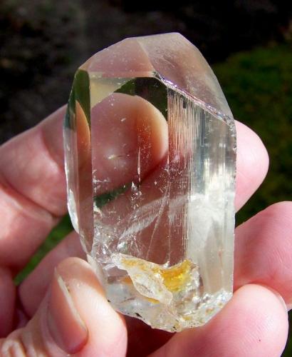 Topaz
Spitzkoppe, Erongo region, Namibia
55 x 33 x 22mm (Author: Pierre Joubert)