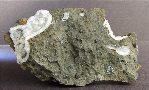 Analcime and Natrolite in Basalt
Parkgate Quarry, Co Antrim, Ireland.
70 x 30 mm (Author: nurbo)