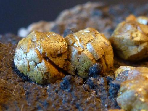 Mimetita (var. Campilita)
Dry Gill Mine, Caldbeck Fells, Cumberland, Inglaterra, Reino Unido
7 x 6 cm.

Detalle (Autor: javier ruiz martin)