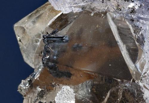 Quartz, Calcite, Rutile
Rist Mine, Hiddenite, Alexander Co., North Carolina, USA

Rutile Detail (Author: am mizunaka)
