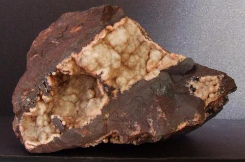 Aragonite on Hematite
Florence Mine, Egremont, Cumbria, England, UK.
100 x 60 mm (Author: nurbo)