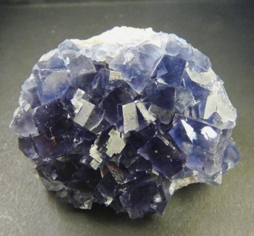 Fluorita<br />Matagalls Mine (Sant Marçal Mines), Sant Marçal, Viladrau, Comarca Osona, Gerona / Girona, Catalonia / Catalunya, Spain<br />120x60 mm.<br /> (Autor: Jesus Franquesa Baucells)