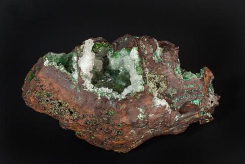 Malaquita con Conicalcita
Mina Ojuela, Mapimí, Durango, México
17x9 cm (Autor: victor chaul chamut)