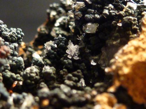 Hemimorfita y Calcita<br />Precaución Mine, Cabezo de San Ginés, El Estrecho de San Ginés, Cartagena, Comarca Campo de Cartagena, Region of Murcia (Murcia), Spain<br /><br /> (Autor: javier ruiz martin)
