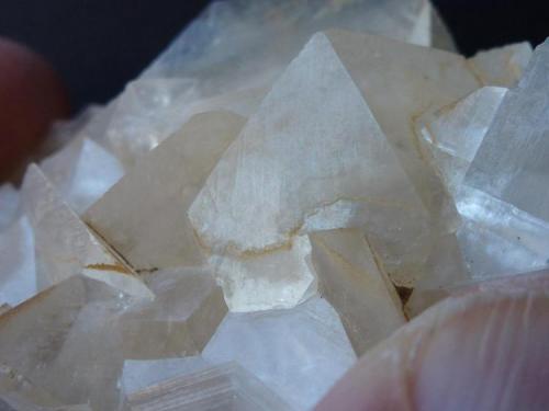 Calcita<br />Canteras de mármol, Estremoz, Distrito Évora, Província Alentejo Central, Región Alentejo, Portugal<br />5 x 5 cm.<br /> (Autor: javier ruiz martin)