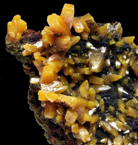 Wulfenite
Level 6, Ojuela Mine, Mapimí, Mun. de Mapimí, Durango, Mexico
8x5 cm.
Fot. & Col. Juan Hernandez.
Adquired in July of 2009.

Detail of the previous specimen (Author: supertxango)